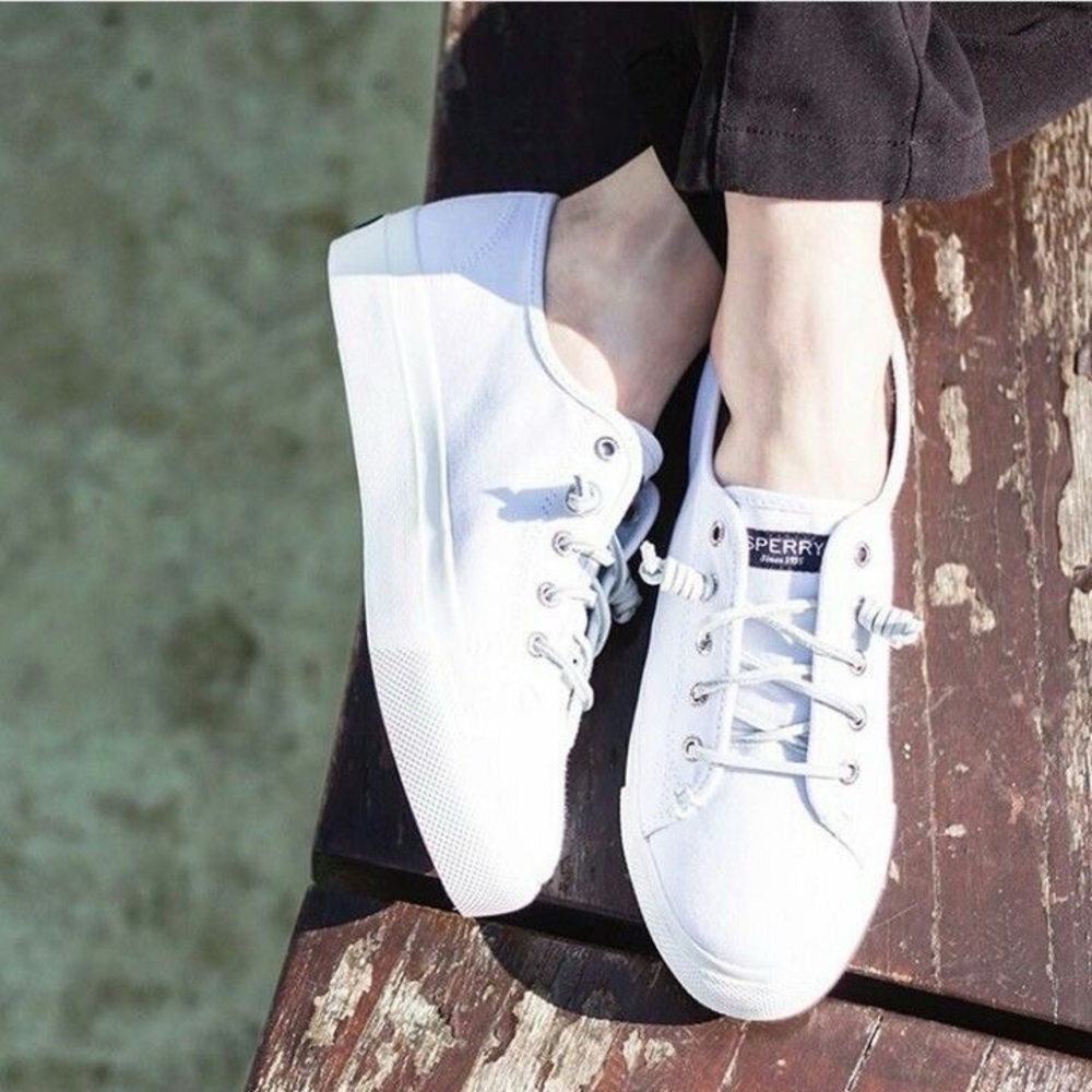⚓️Sperry Crest Vibe Leather Sneakers in All White